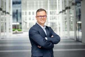 "Antreprenorii sunt mai realişti, mai atenţi la costuri, mai orientaţi spre eficienţă şi automatizare"